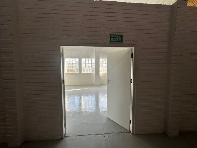 To Let Commercial Property for Rent in Maitland Western Cape